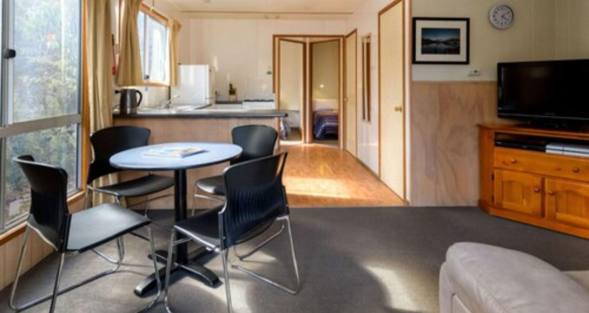 Discovery Parks - * Cradle Mountain